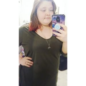 Meet your Posher, Adriana